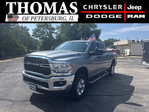 Used 2024 RAM 2500 Big Horn AWD/4WD image 3