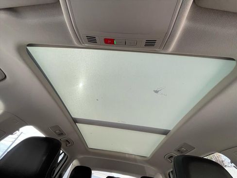 Used 2022 Volkswagen Tiguan SE image 26