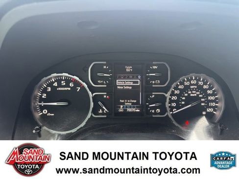 Used 2021 Toyota Tundra Limited w/ Limited Premium Package AWD/4WD image 18