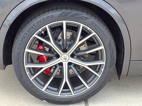 New 2026 Maserati Grecale Modena image 6