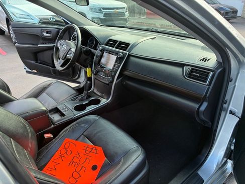 Used 2016 Toyota Camry XLE image 35