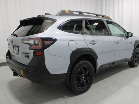 Used 2022 Subaru Outback Wilderness AWD/4WD image 6