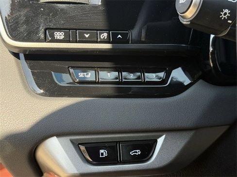 Used 2023 Lexus RX 500h F Sport w/ Accessory Package (Z1) image 21