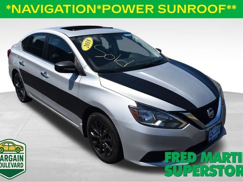 Used 2018 Nissan Sentra SV w/ Premium Package (P01) FWD image 1