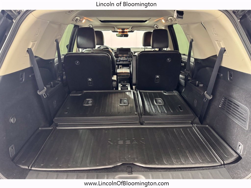 Used 2025 Nissan Pathfinder Platinum AWD/4WD image 15