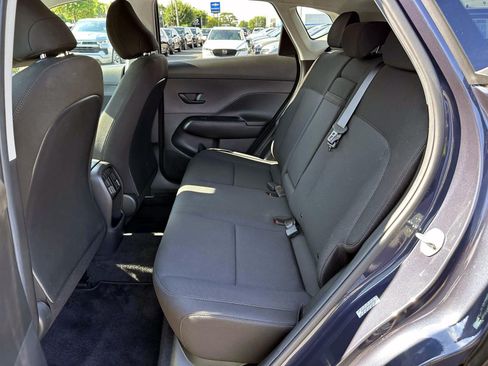 Used 2024 Hyundai Kona SEL AWD/4WD image 12