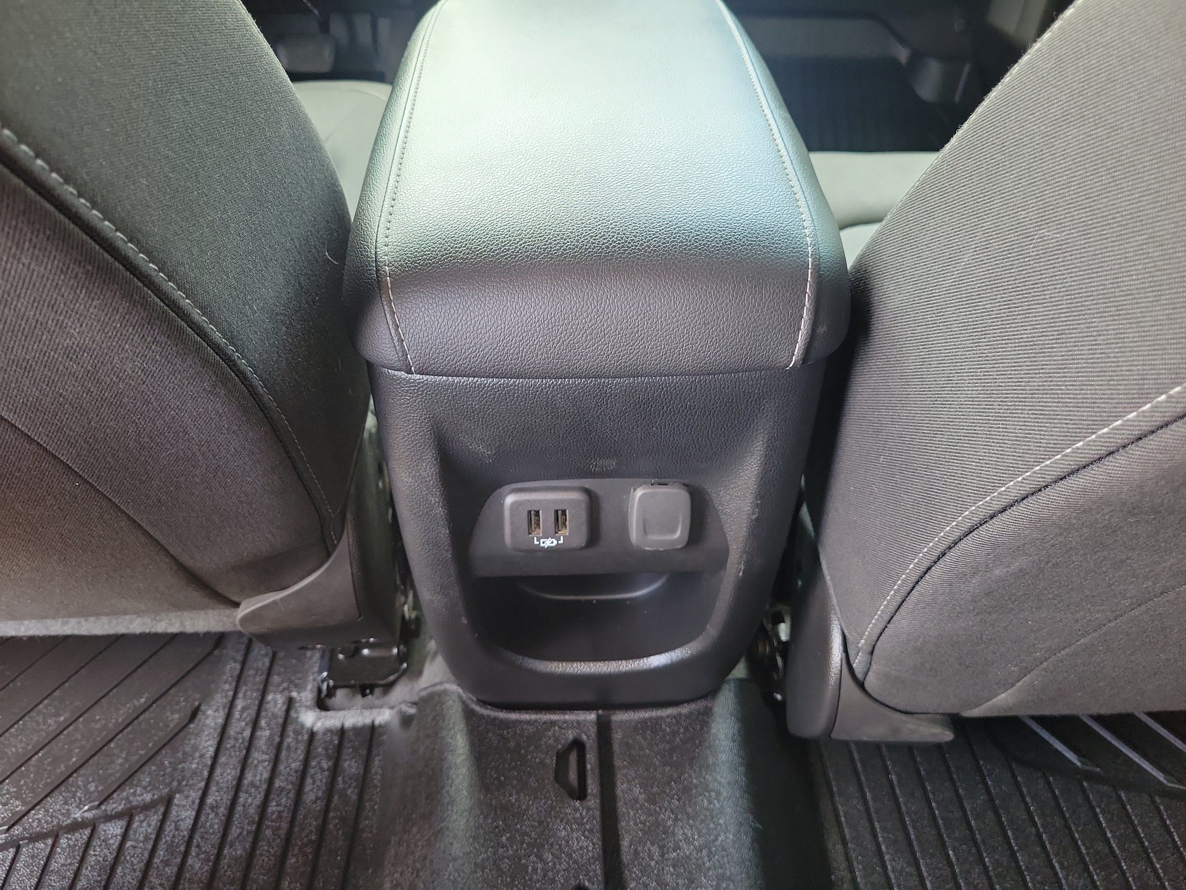 Used 2019 Chevrolet Colorado LT w/ LT Convenience Package AWD/4WD image 10