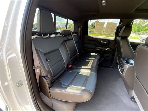 Used 2022 GMC Sierra 1500 Denali AWD/4WD image 26