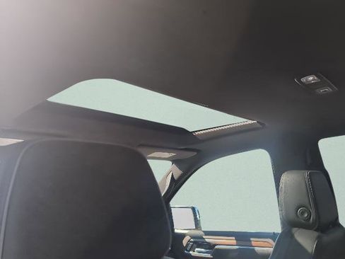 Used 2024 GMC Sierra 1500 Denali w/ Denali Reserve Package image 18