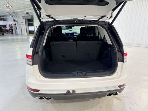 New 2025 Lincoln Aviator 2WD w/ Equipment Group 101A image 29