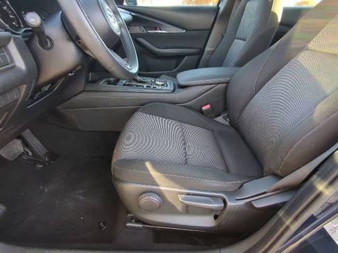 Used 2021 MAZDA CX-30 FWD 2.5 S image 11