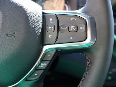 Used 2025 RAM 2500 Laramie image 18