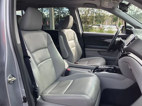 Used 2016 Honda Pilot Touring image 18