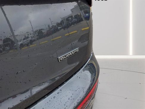 Used 2023 Audi Q5 2.0T Premium w/ Convenience Package image 35