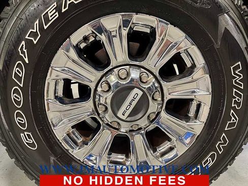 Used 2017 Ford F250 Lariat w/ Chrome Package image 9