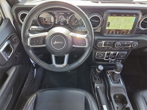 Certified 2022 Jeep Wrangler Unlimited Sahara image 15