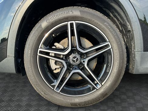 Used 2023 Mercedes-Benz GLA 250 4MATIC image 11