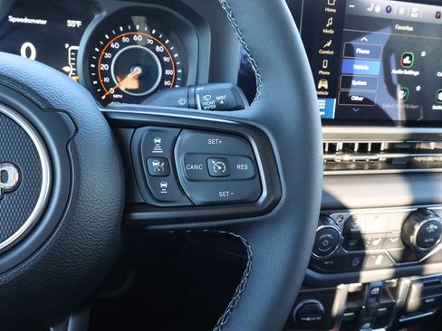 New 2026 Jeep Gladiator Rubicon image 32