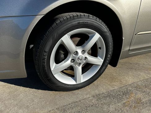 Used 2006 Nissan Altima 3.5 SE w/ (X01) Leather Pkg image 5