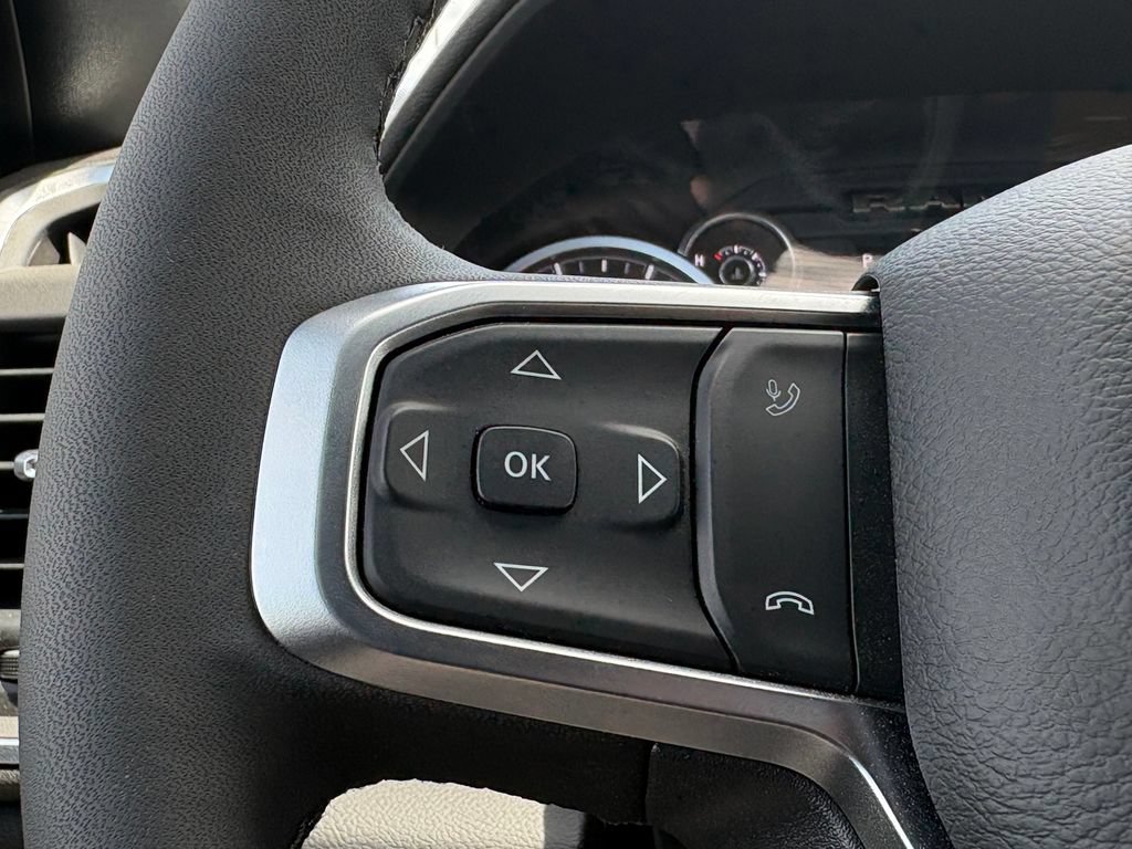 New 2026 RAM 3500 Big Horn AWD/4WD image 25
