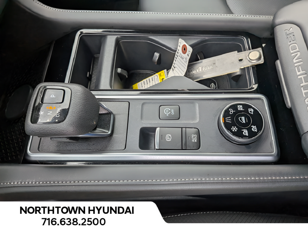 Used 2026 Nissan Pathfinder SL AWD/4WD image 14