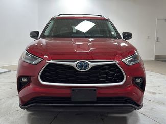 Used 2023 Toyota Highlander XLE video 2