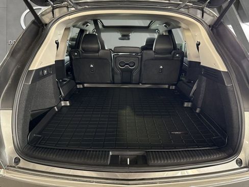 Used 2025 Acura MDX image 18
