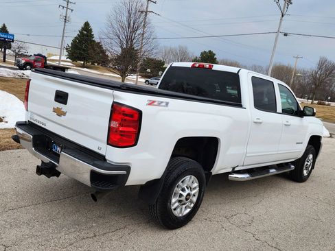 Used 2019 Chevrolet Silverado 2500 LT AWD/4WD image 9
