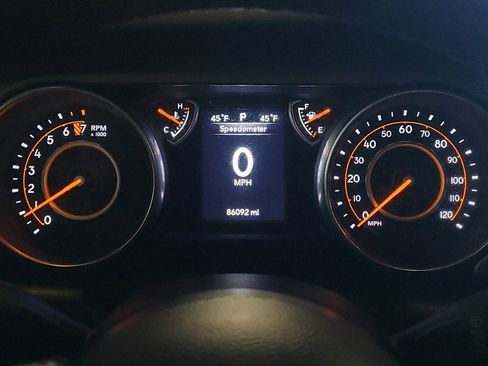 Used 2019 Jeep Wrangler Sport image 23