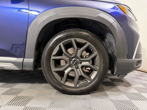 Certified 2024 Honda Pilot Touring image 9