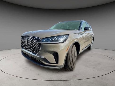 New 2025 Lincoln Aviator Premiere w/ Equipment Group 101A image 1