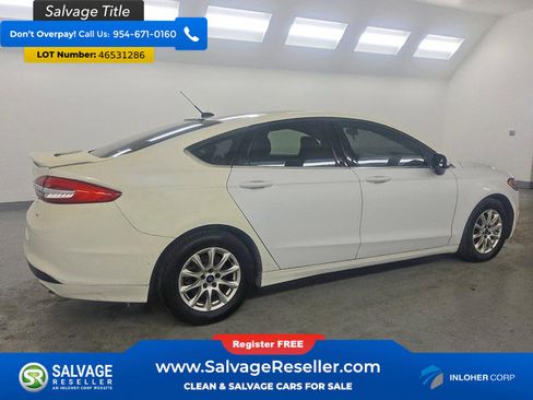 Used 2017 Ford Fusion S FWD image 4