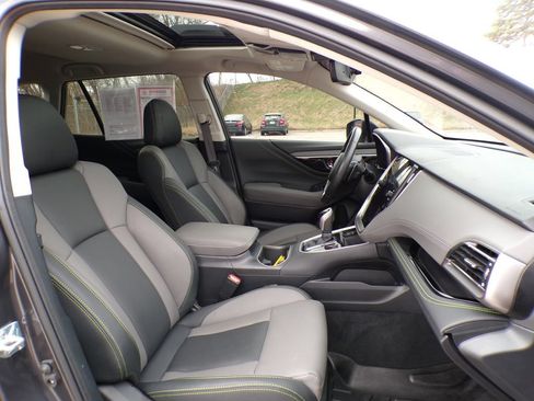 Used 2023 Subaru Outback Onyx Edition XT AWD/4WD image 18