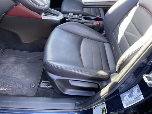 Used 2017 MAZDA CX-3 Touring image 3