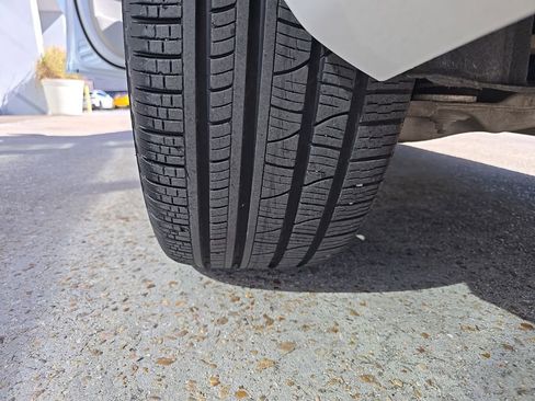 Used 2019 Volvo XC90 T6 Momentum w/ Protection Package Premier image 42