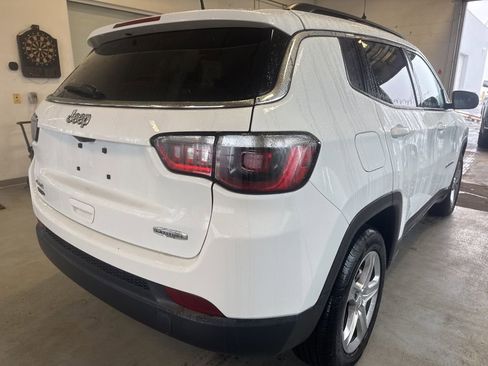 Used 2023 Jeep Compass Latitude w/ Convenience Group image 3