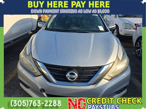 Used 2017 Nissan Altima 2.5 S w/ Power Driver Seat Package FWD image 5