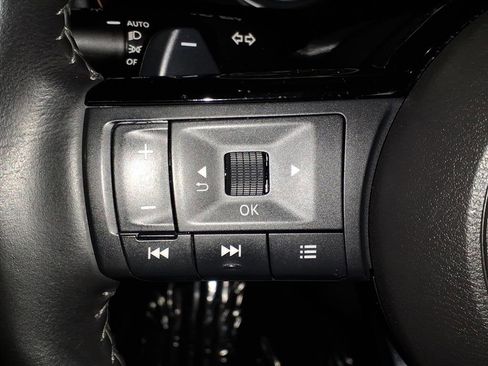 Certified 2024 Nissan Pathfinder SL image 24