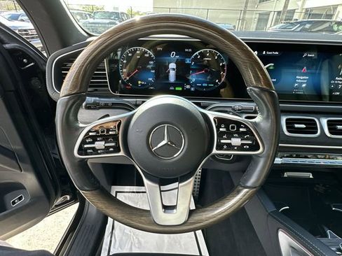 Used 2022 Mercedes-Benz GLS 450 4MATIC image 21