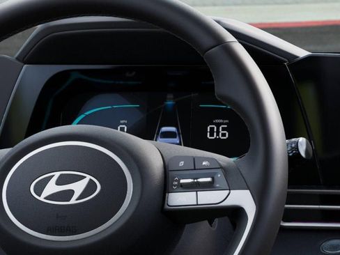 New 2026 Hyundai Elantra Sport image 4