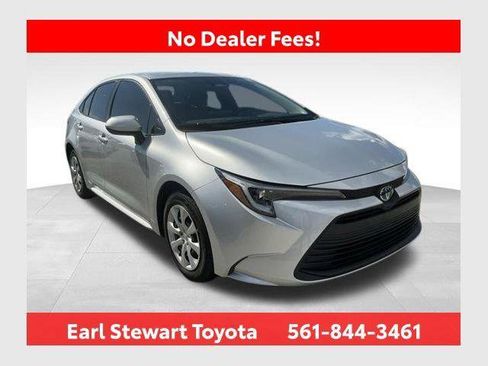 Certified 2023 Toyota Corolla LE FWD image 1
