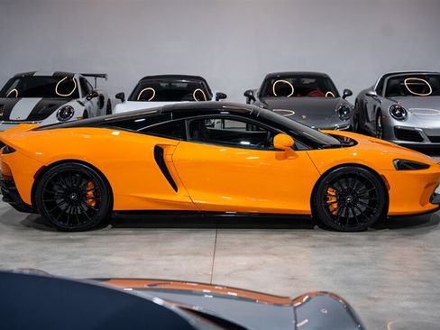 Used 2023 McLaren GT RWD image 7