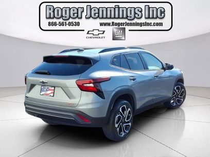 Used 2025 Chevrolet Trax RS w/ Driver Confidence Package