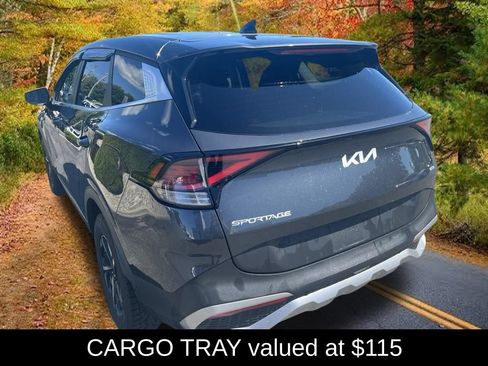 Used 2023 Kia Sportage LX AWD/4WD image 6