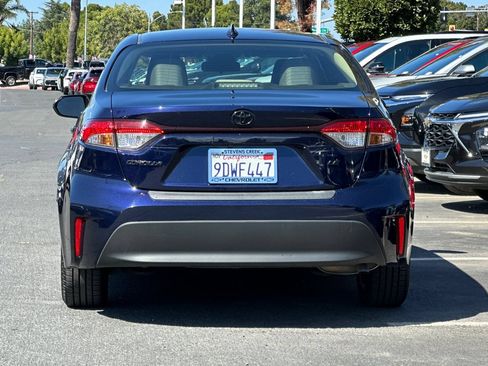 Used 2023 Toyota Corolla LE w/ LE Convenience Package FWD image 6