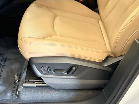 Certified 2025 Audi Q7 3.0T Premium Plus AWD/4WD image 20