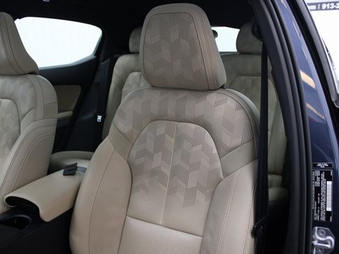 Used 2021 Polestar Polestar 2 image 20