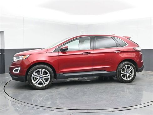 Used 2017 Ford Edge Titanium w/ Technology Package image 6
