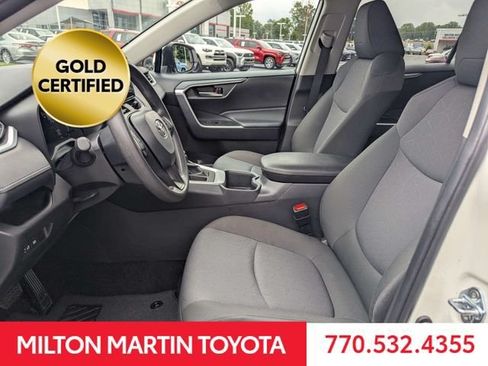 Used 2025 Toyota RAV4 XLE FWD image 7