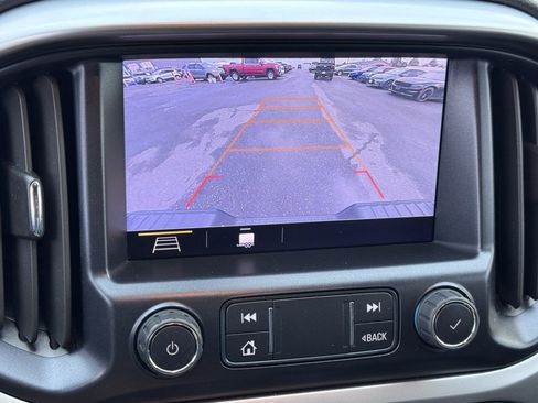 Used 2022 Chevrolet Colorado ZR2 image 14